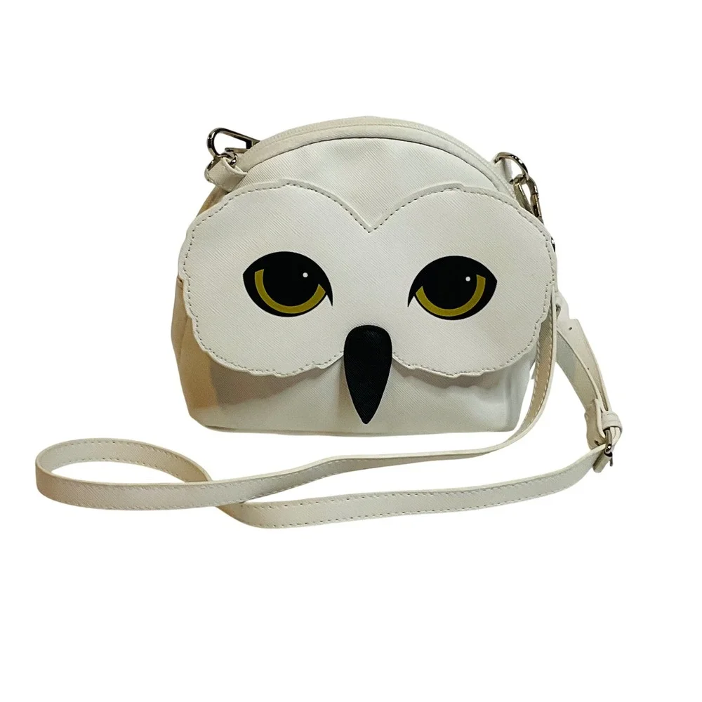 Wizarding World of Harry Potter Hedwig owl purse clutch Bioworld crossbody strap